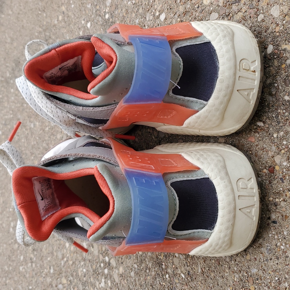 Nike Multicolor Sneakers - Picture 4 of 10